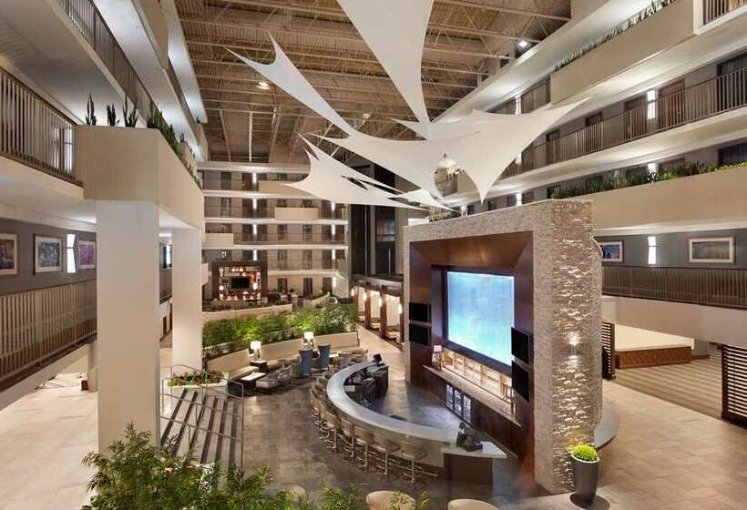 فندق Embassy Suites By Hilton Atlanta Airport
