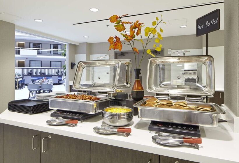 בית מלון כפרי Embassy Suites By Hilton Atlanta Galleria