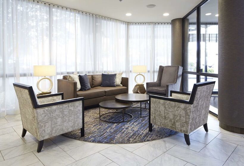 בית מלון כפרי Embassy Suites By Hilton Atlanta Galleria