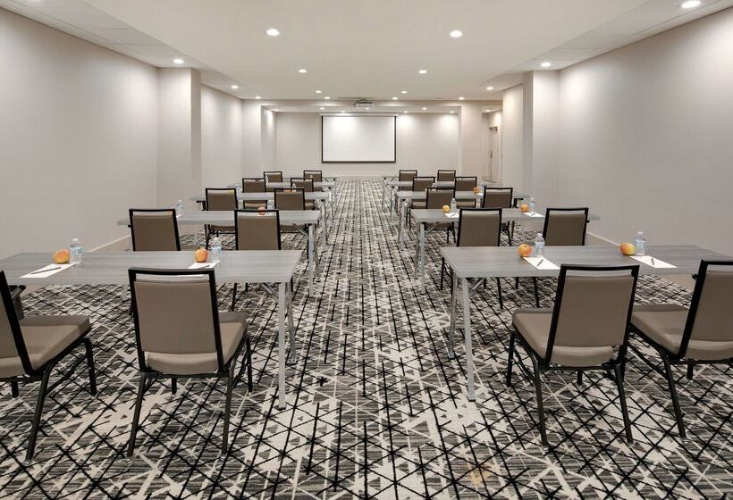 酒店 Embassy Suites By Hilton Atlanta Perimeter Center