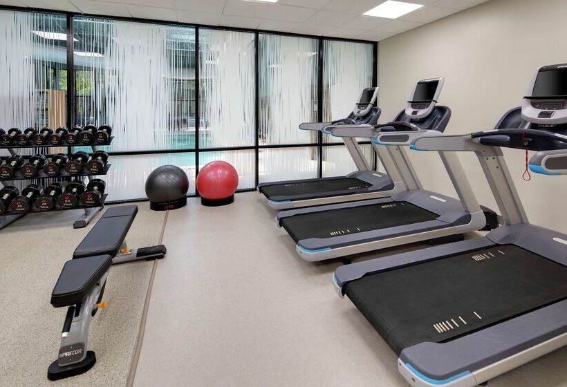 酒店 Embassy Suites By Hilton Atlanta Perimeter Center