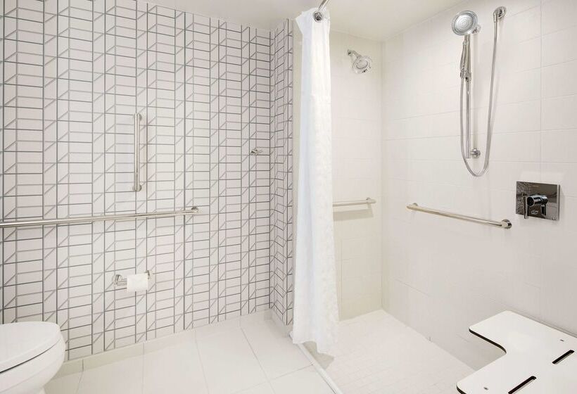 酒店 Embassy Suites By Hilton Atlanta Perimeter Center