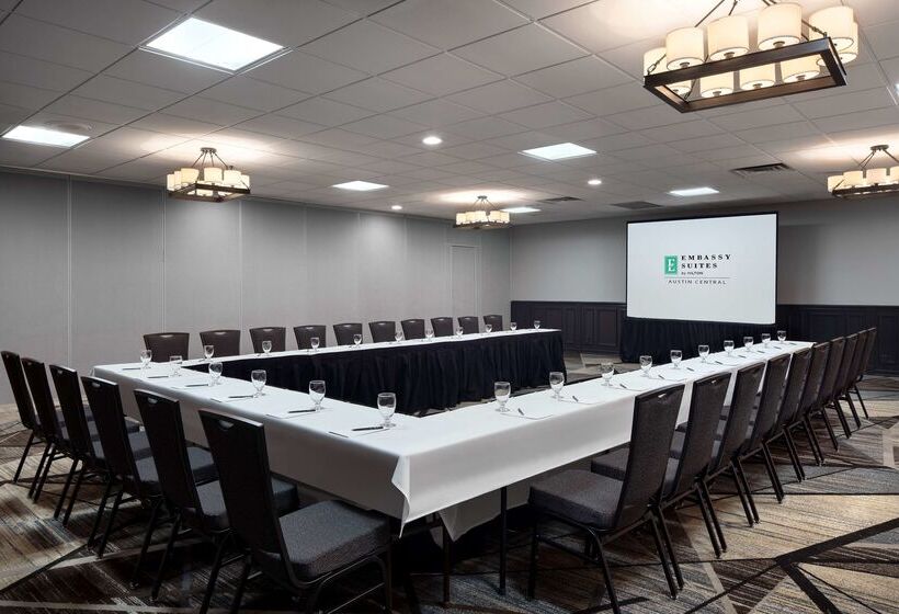 هتل Embassy Suites By Hilton Austin Central