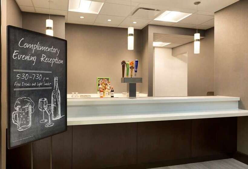 فندق Embassy Suites By Hilton Chicago Lombard Oak Brook