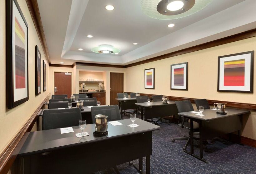 هتل Embassy Suites By Hilton Chicago North Shore Deerfield