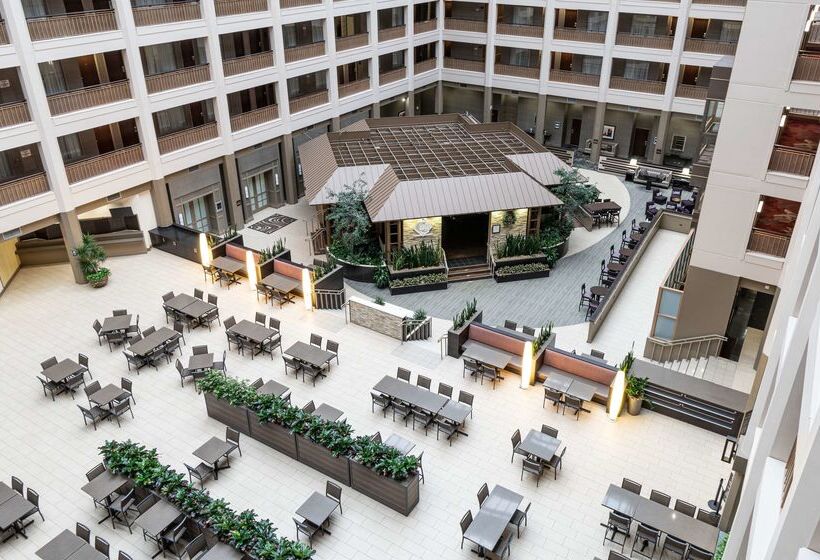 هتل Embassy Suites By Hilton Chicago North Shore Deerfield