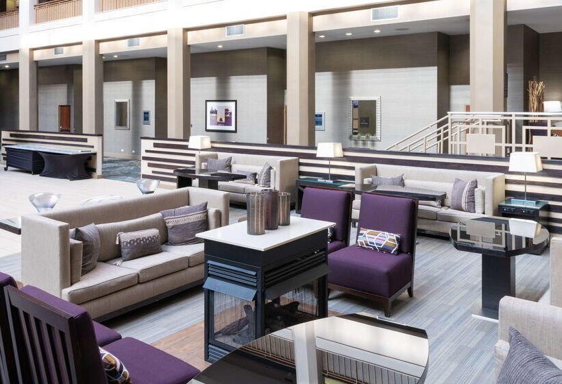 هتل Embassy Suites By Hilton Chicago North Shore Deerfield