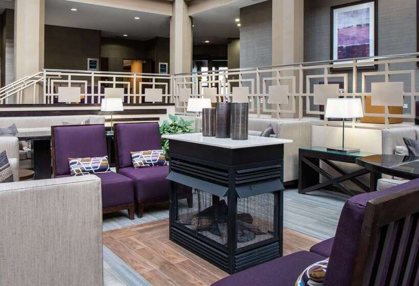 هتل Embassy Suites By Hilton Chicago North Shore Deerfield