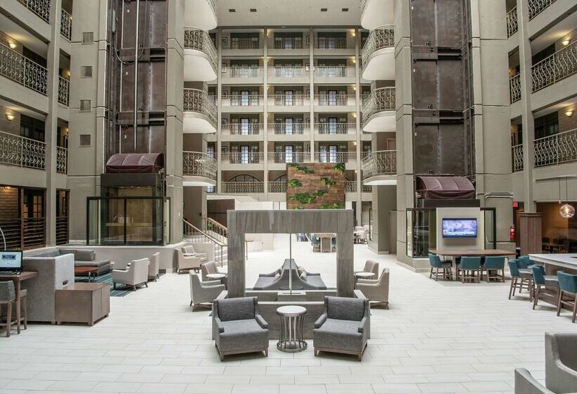 Отель Embassy Suites By Hilton Chicago Schaumburg Woodfield