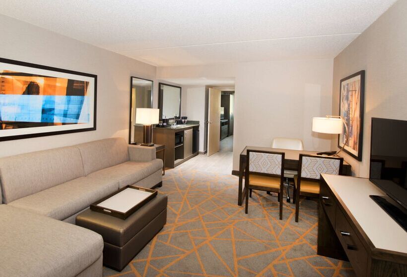 ホテル Embassy Suites By Hilton Cincinnati Northeast Blue Ash