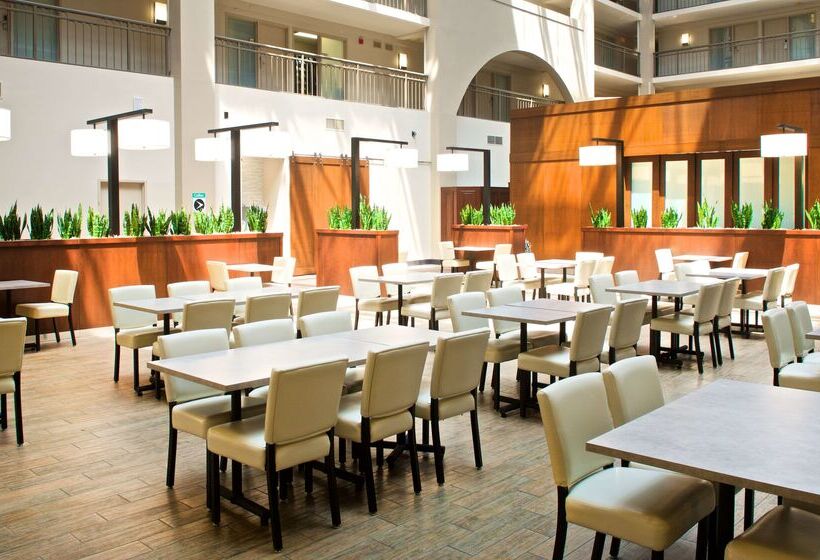 ホテル Embassy Suites By Hilton Cincinnati Northeast Blue Ash