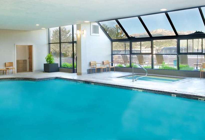 Отель Embassy Suites By Hilton Colorado Springs