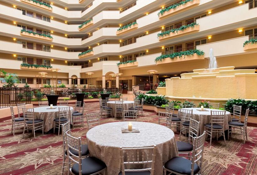هتل Embassy Suites By Hilton Columbia Greystone