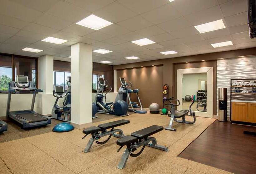 هتل Embassy Suites By Hilton Columbia Greystone