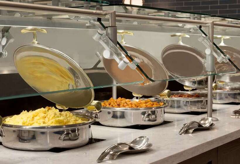 בית מלון כפרי Embassy Suites By Hilton Columbus