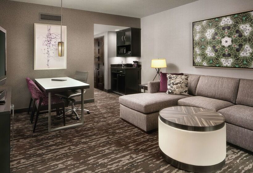 호텔 Embassy Suites By Hilton Crystal City National Airport