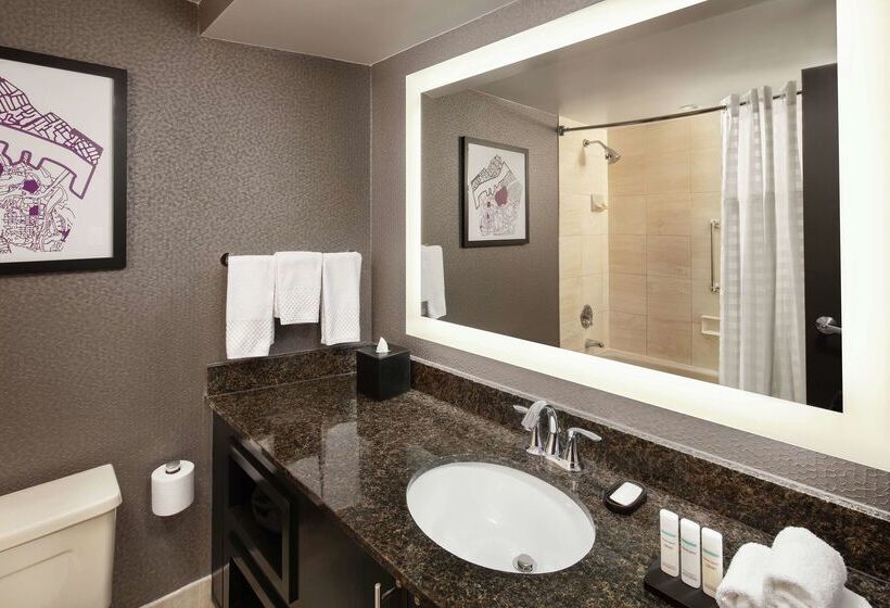 호텔 Embassy Suites By Hilton Crystal City National Airport