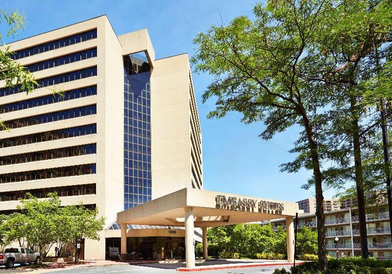 호텔 Embassy Suites By Hilton Crystal City National Airport