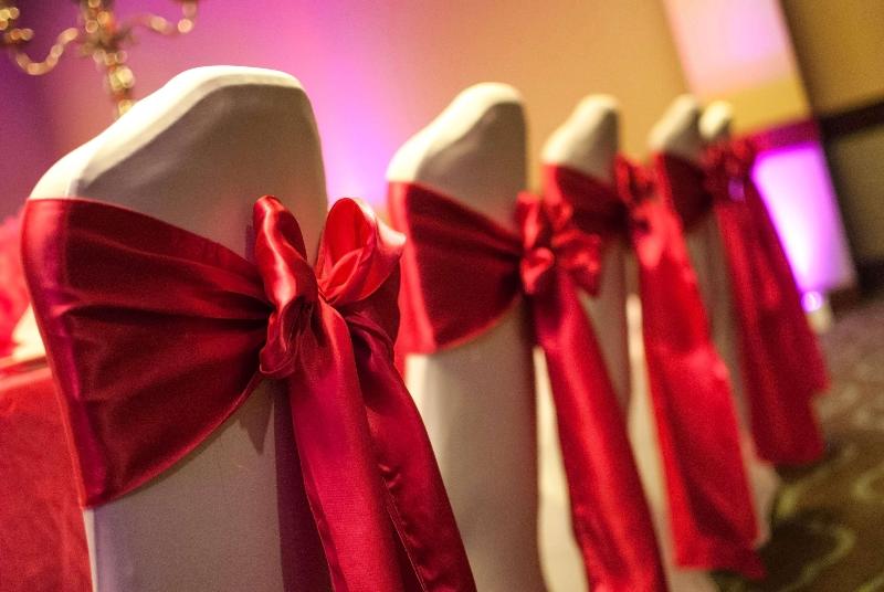 فندق Embassy Suites By Hilton Dallas Market Center