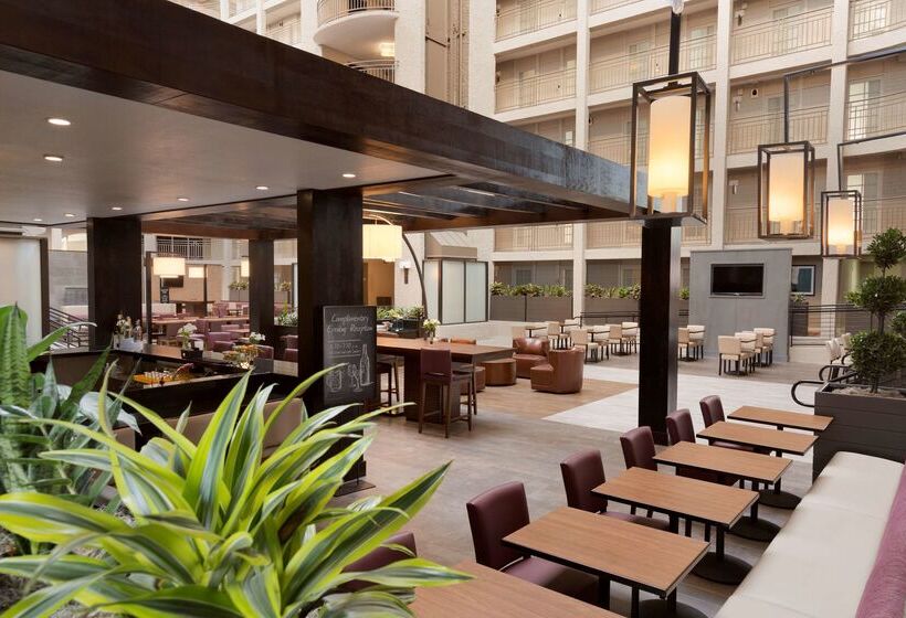 בית מלון כפרי Embassy Suites By Hilton El Paso