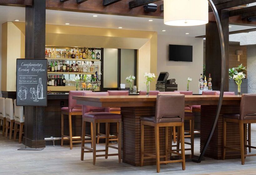 בית מלון כפרי Embassy Suites By Hilton El Paso