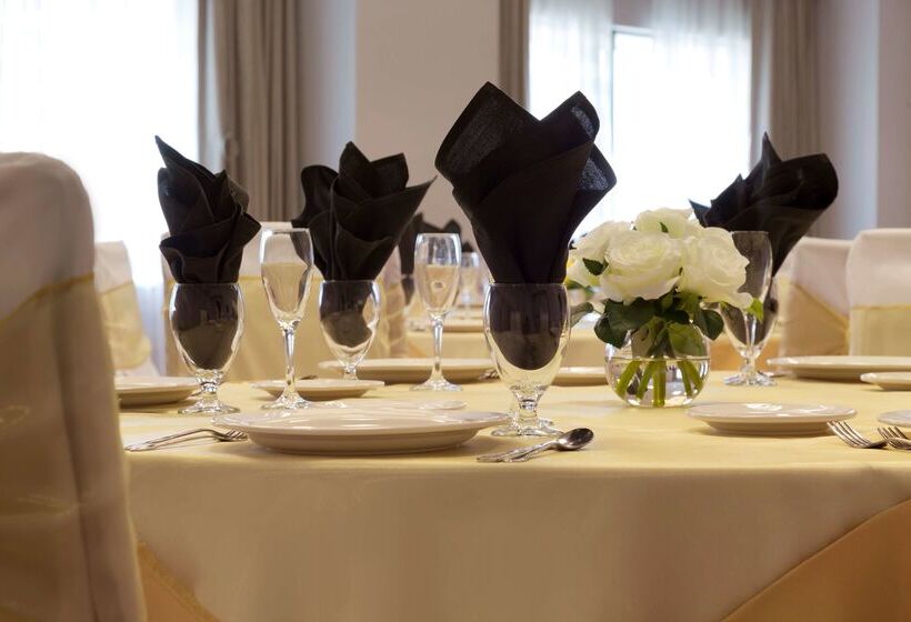 בית מלון כפרי Embassy Suites By Hilton El Paso