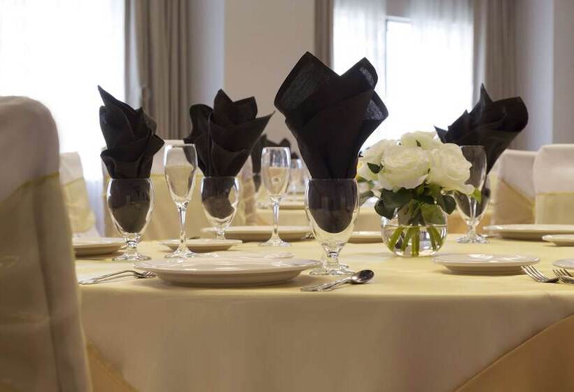 בית מלון כפרי Embassy Suites By Hilton El Paso