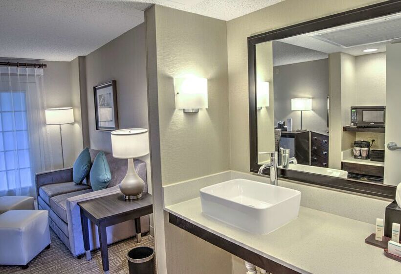 בית מלון כפרי Embassy Suites By Hilton Indianapolis North