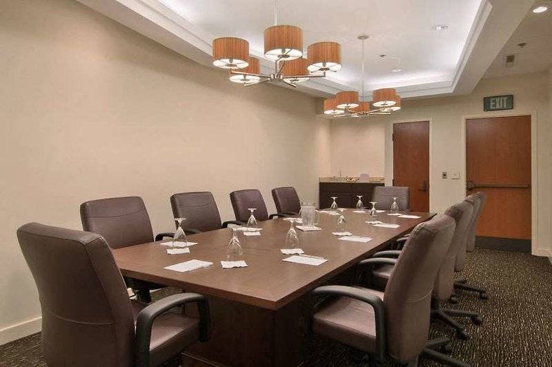 فندق Embassy Suites By Hilton Irvine Orange County Airport