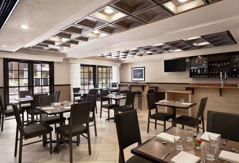 בית מלון כפרי Embassy Suites By Hilton Lompoc Central Coast