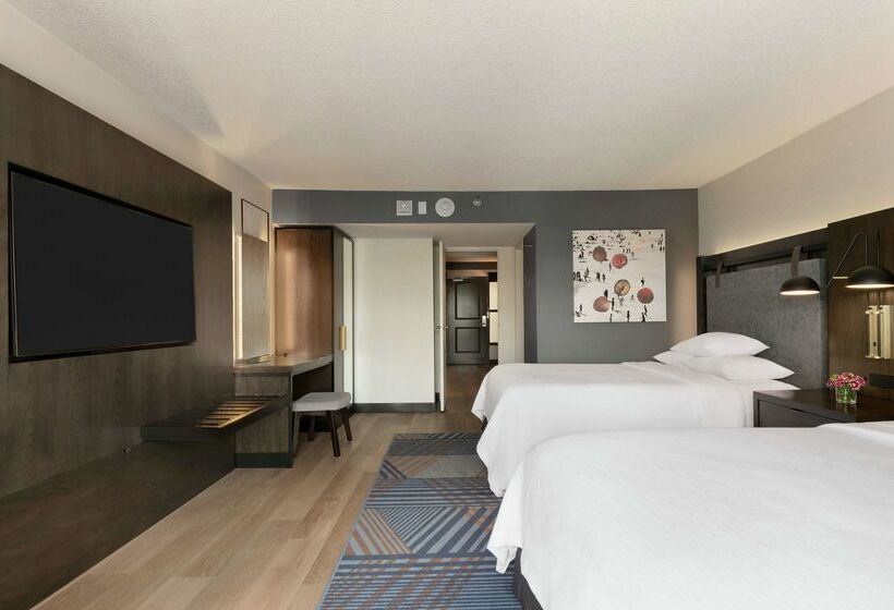 בית מלון כפרי Embassy Suites By Hilton Los Angeles Downey