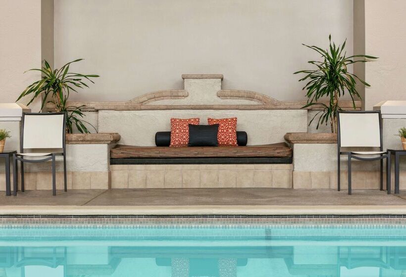 בית מלון כפרי Embassy Suites By Hilton Los Angeles Downey