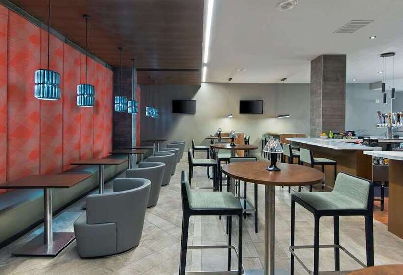 בית מלון כפרי Embassy Suites By Hilton Los Angeles Downey