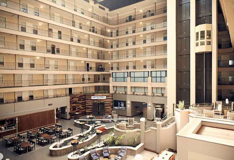 בית מלון כפרי Embassy Suites By Hilton Los Angeles Downey