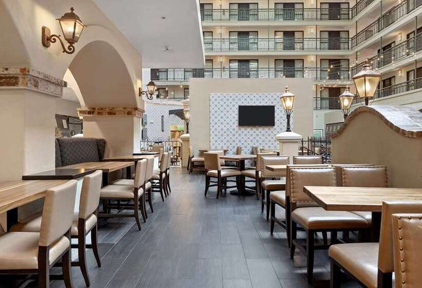 ホテル Embassy Suites By Hilton Los Angeles Lax South/el Segundo