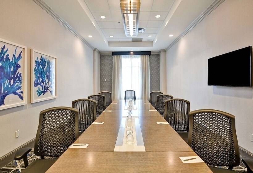 فندق Embassy Suites By Hilton Miami International Airport