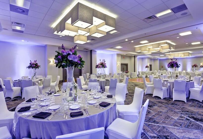 فندق Embassy Suites By Hilton Miami International Airport