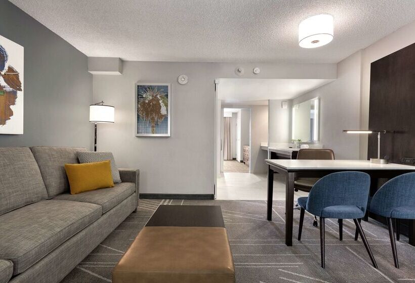 فندق Embassy Suites By Hilton Milpitas Silicon Valley