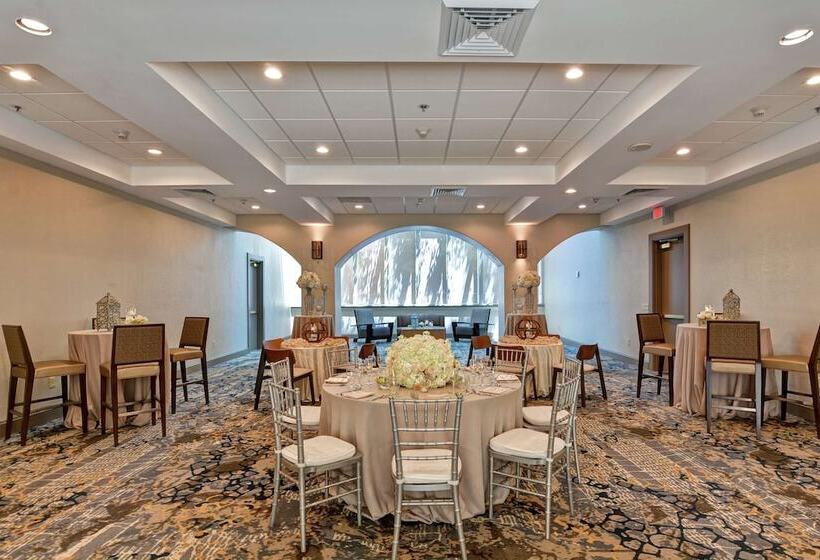 فندق Embassy Suites By Hilton Milpitas Silicon Valley