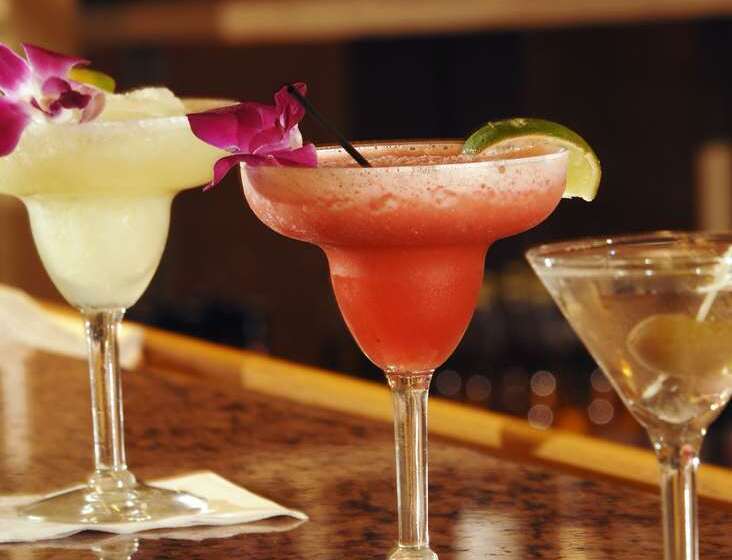 فندق Embassy Suites By Hilton Milpitas Silicon Valley