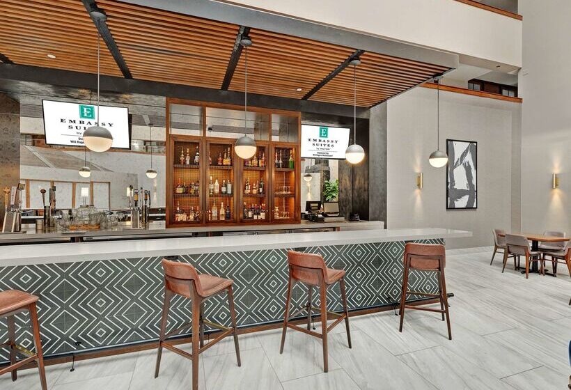 فندق Embassy Suites By Hilton Oklahoma City Will Rogers Airport