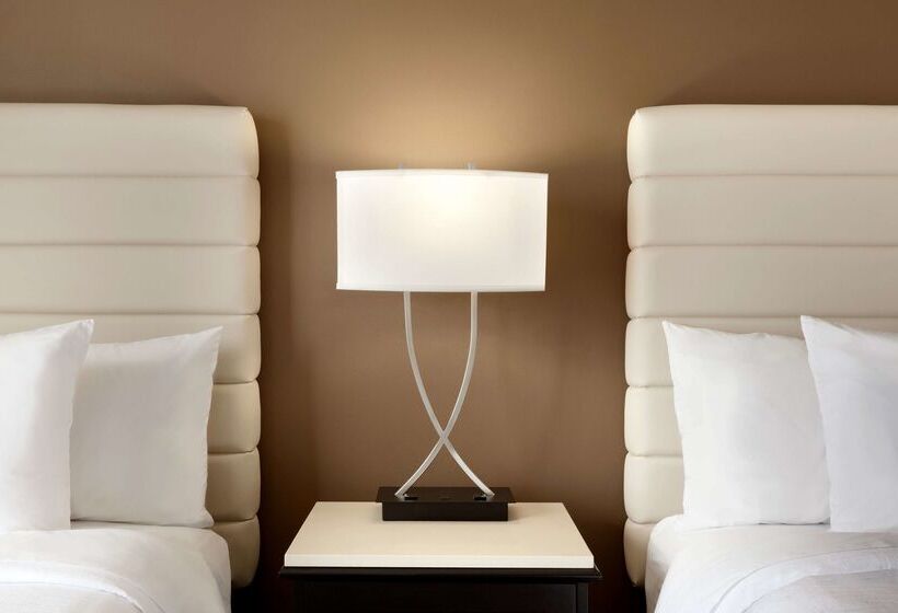 فندق Embassy Suites By Hilton Oklahoma City Will Rogers Airport