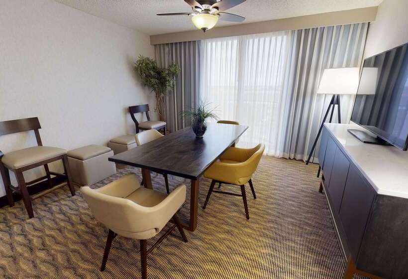 فندق Embassy Suites By Hilton Oklahoma City Will Rogers Airport