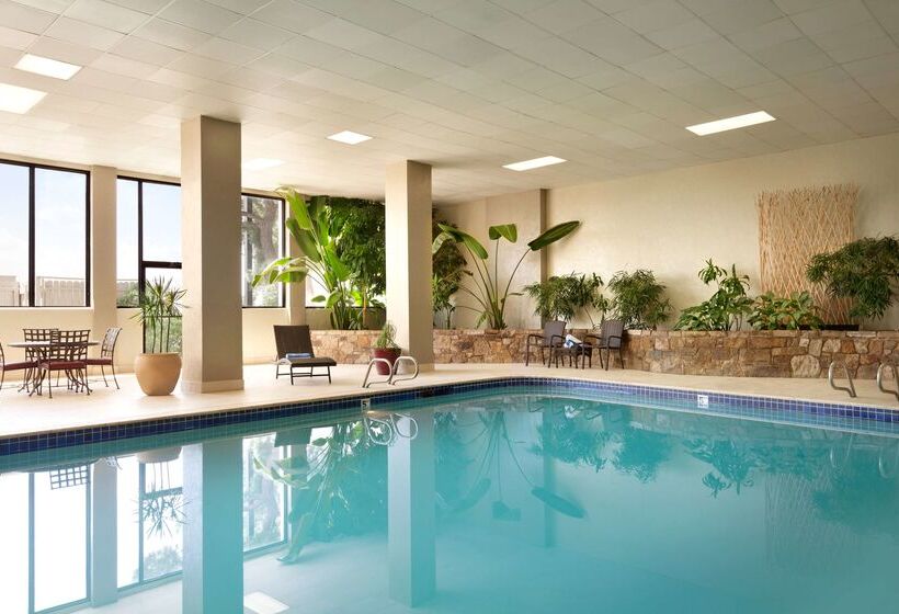 فندق Embassy Suites By Hilton Oklahoma City Will Rogers Airport