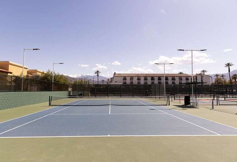 Отель Embassy Suites By Hilton Palm Desert