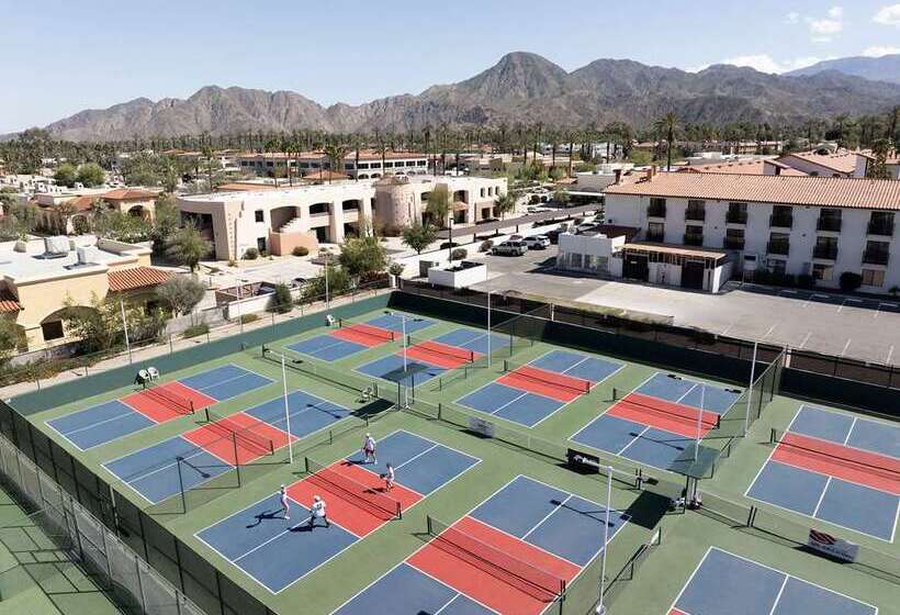 בית מלון כפרי Embassy Suites By Hilton Palm Desert