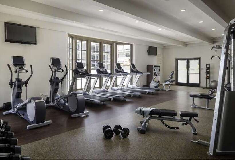 בית מלון כפרי Embassy Suites By Hilton Palm Desert