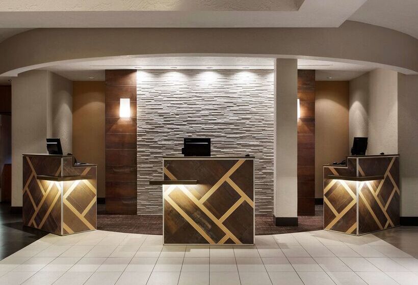 هتل Embassy Suites By Hilton Phoenix Tempe