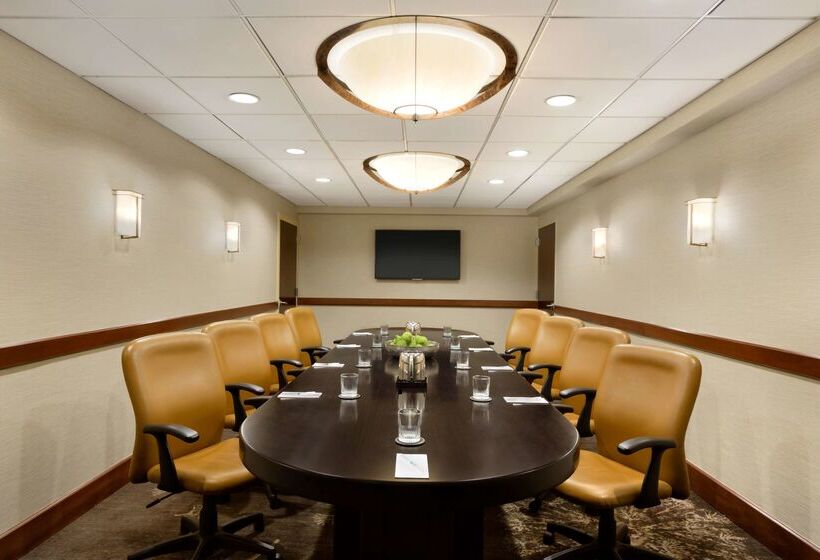 호텔 Embassy Suites By Hilton Piscataway Somerset