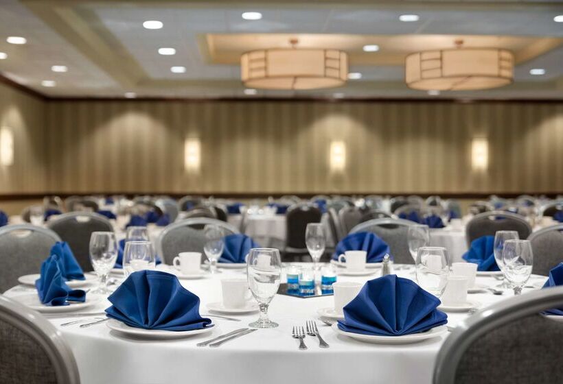 فندق Embassy Suites By Hilton Piscataway Somerset